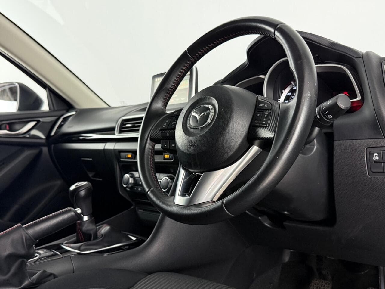 Mazda Mazda3 thumbnail Inconclusive