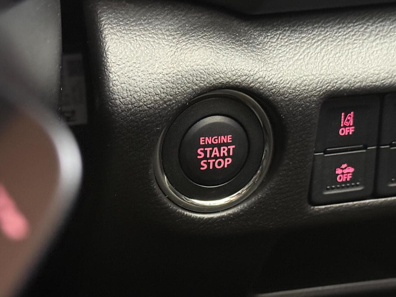 Suzuki S-Cross thumbnail Misc Controls