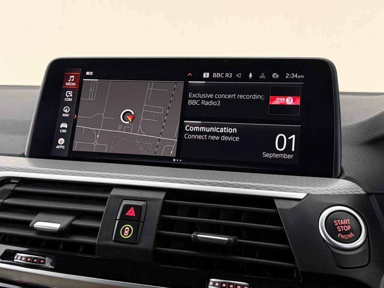 BMW X3 thumbnail Infotainment System