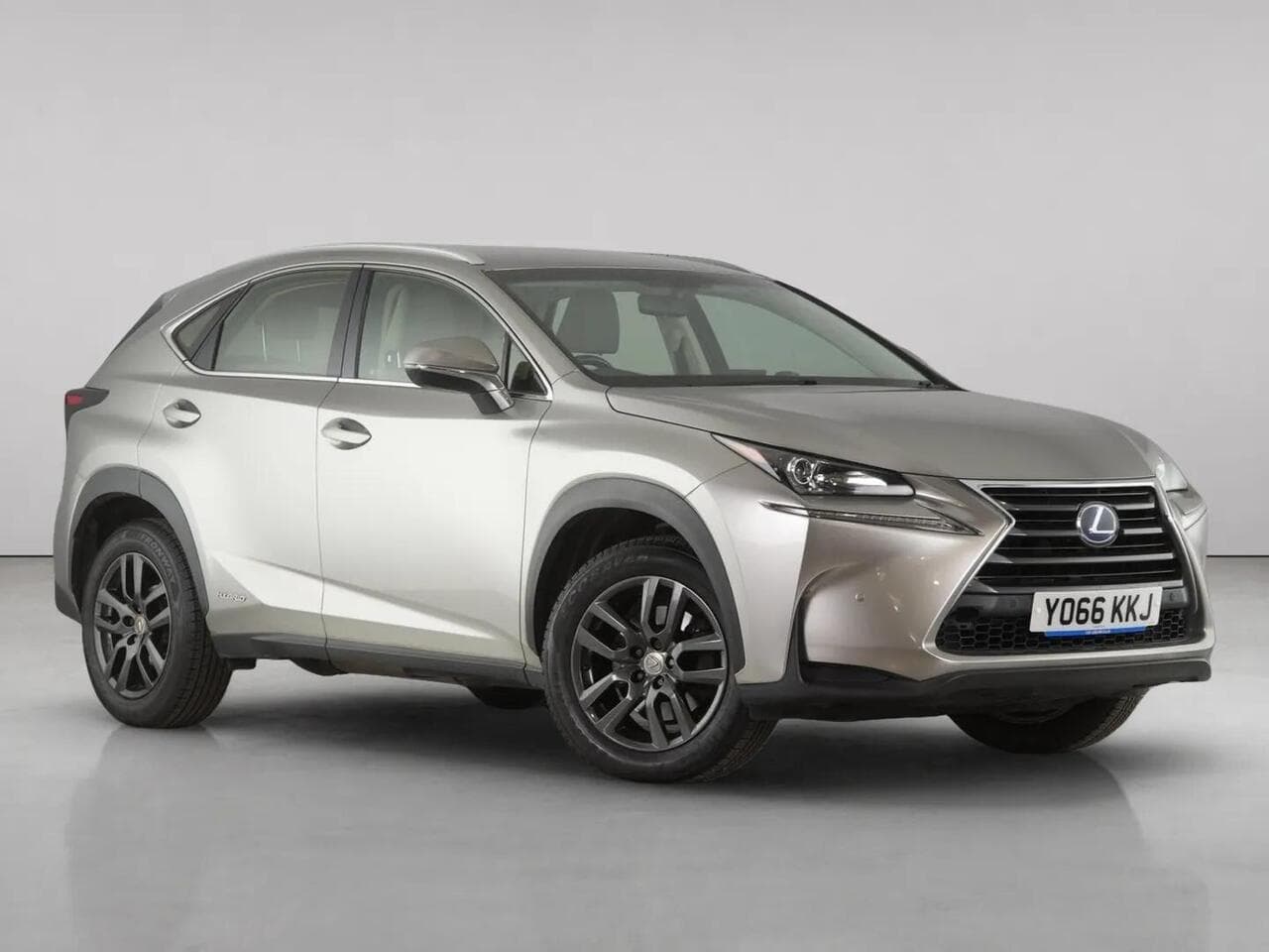 Lexus NX - Lexus NX 2.5 300h SE SUV 5dr Petrol Hybrid E-CVT 4WD Euro 6 (s/s) (197 ps)