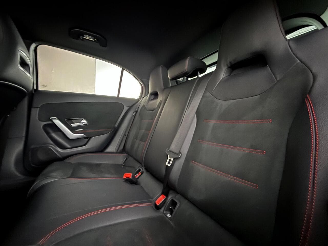 Mercedes-Benz A Class thumbnail Seats Rear