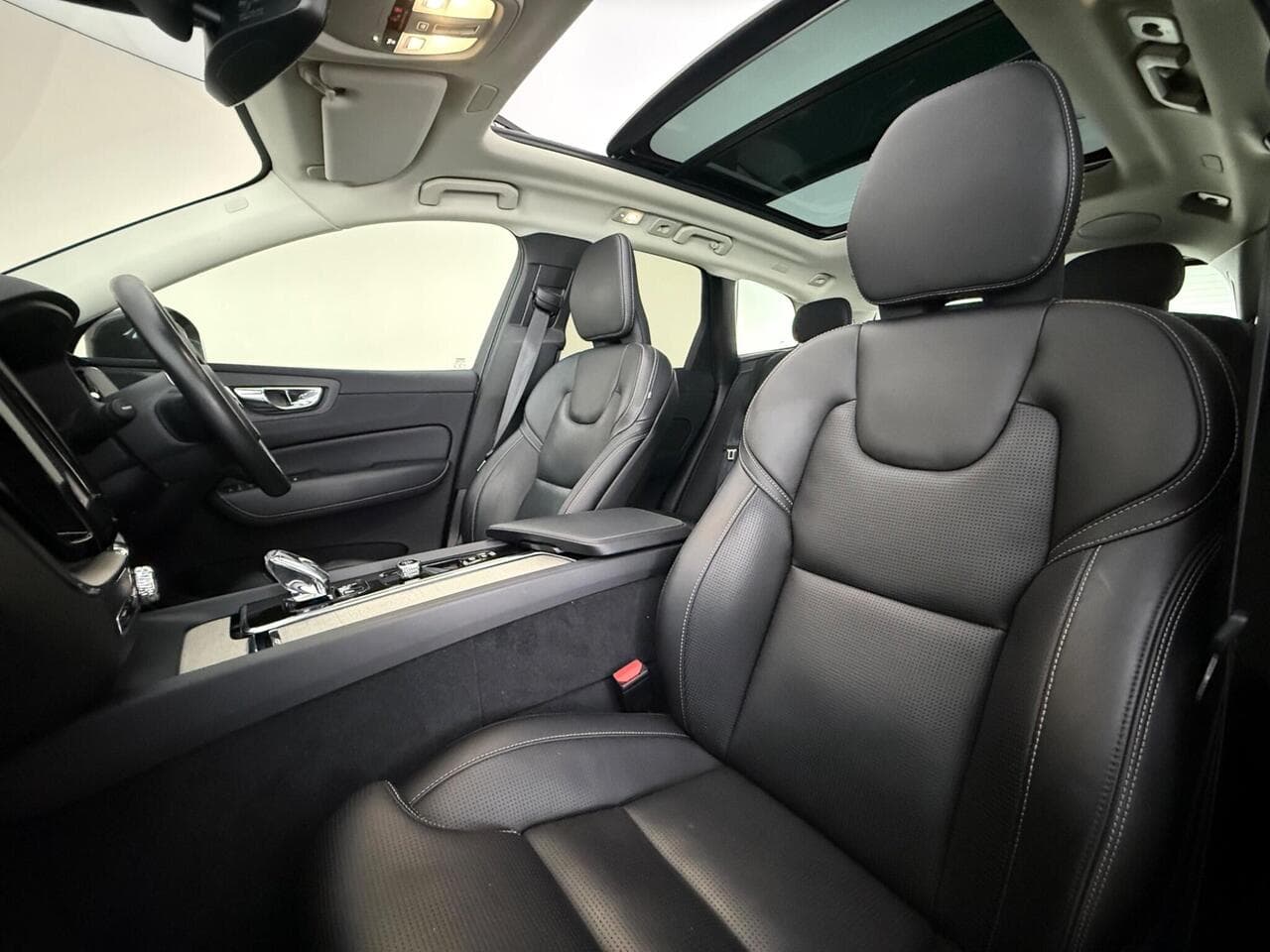 Volvo XC60 thumbnail Seat Front Passenger