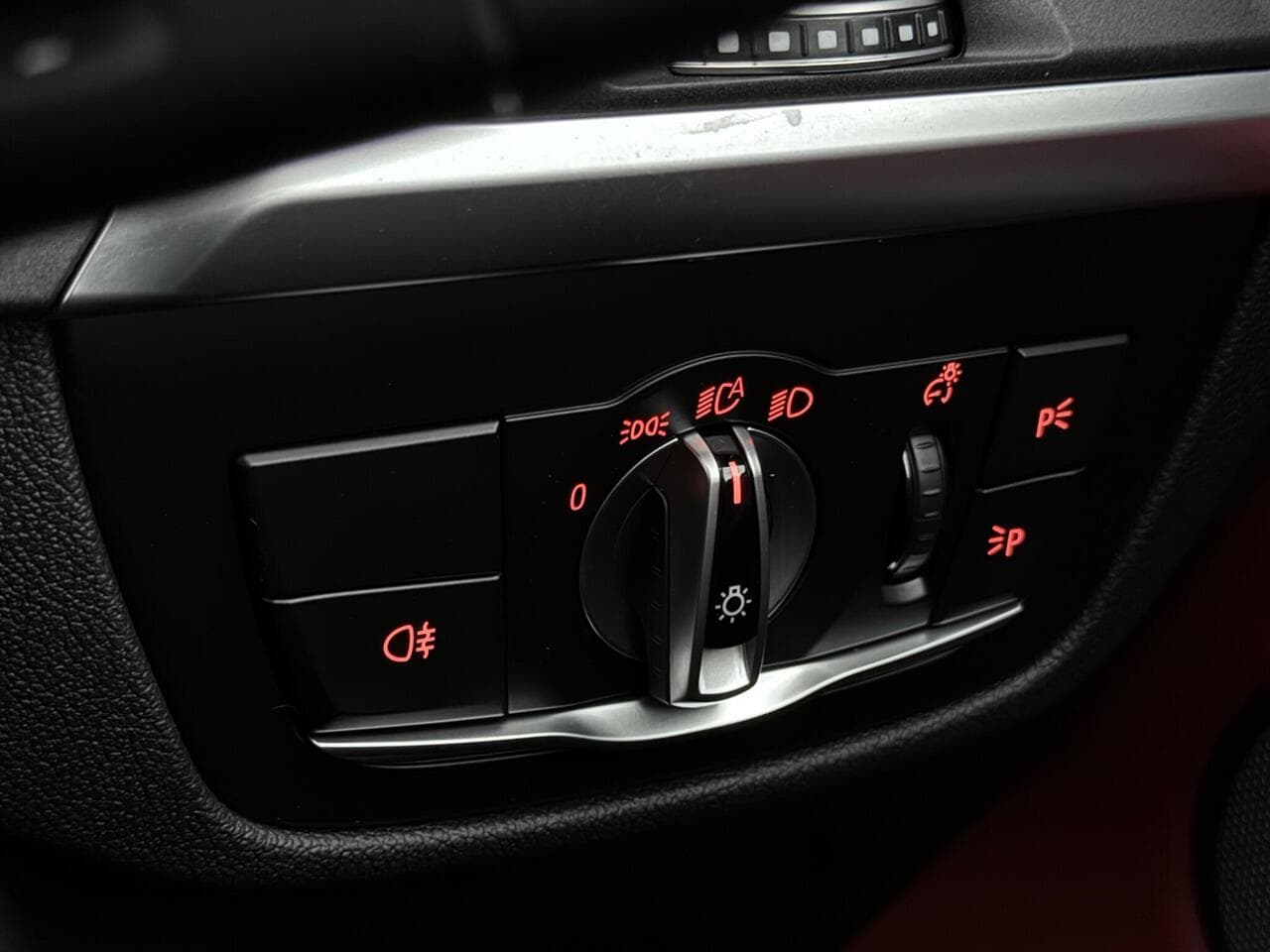 BMW X3 thumbnail Misc Controls