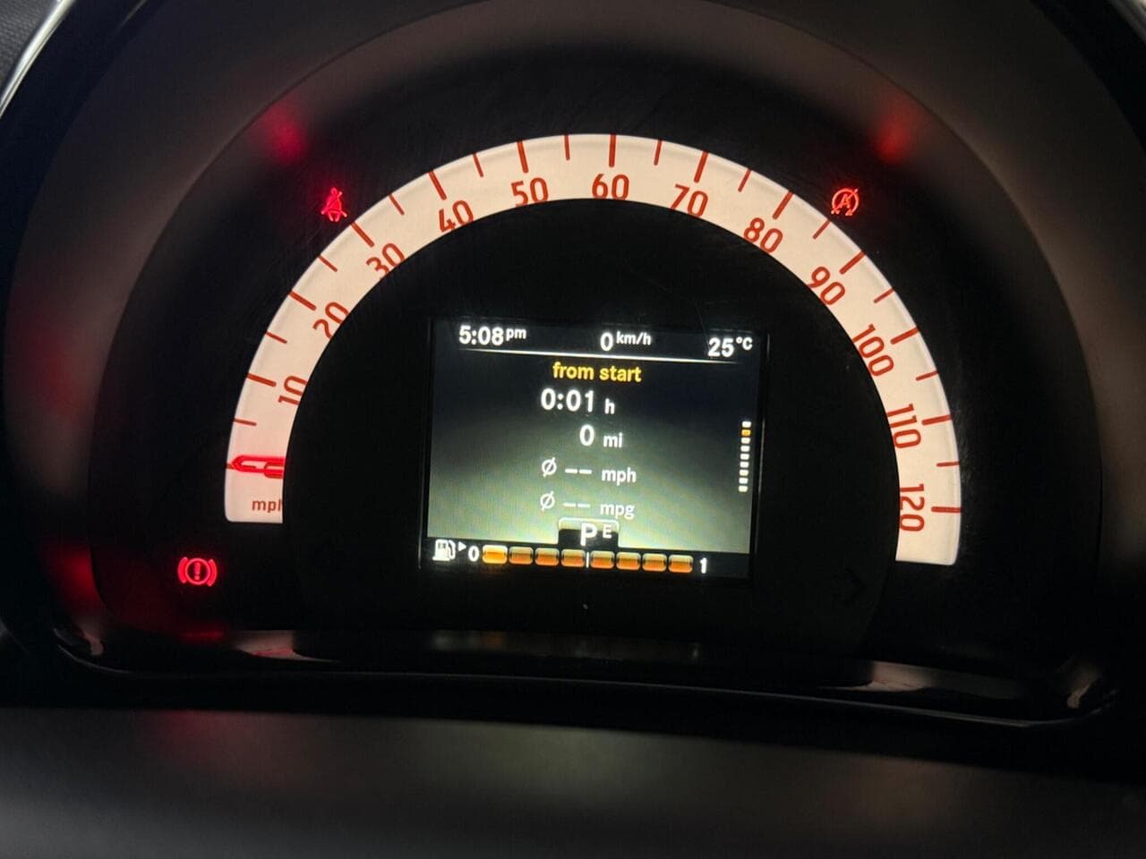 Smart forfour thumbnail Driver Instruments