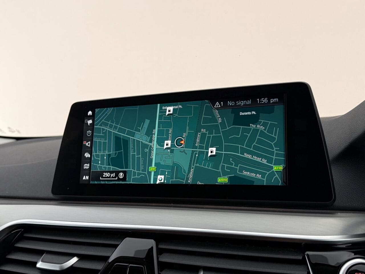 BMW 5 Series thumbnail Infotainment System
