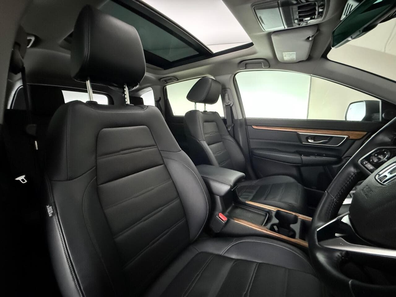 Honda CR-V thumbnail Seat Driver