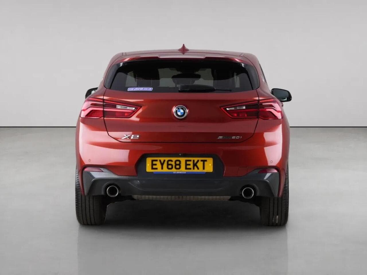 BMW X2 thumbnail Rear