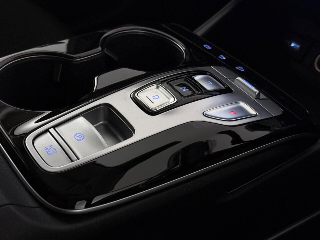 Hyundai TUCSON thumbnail Misc Controls