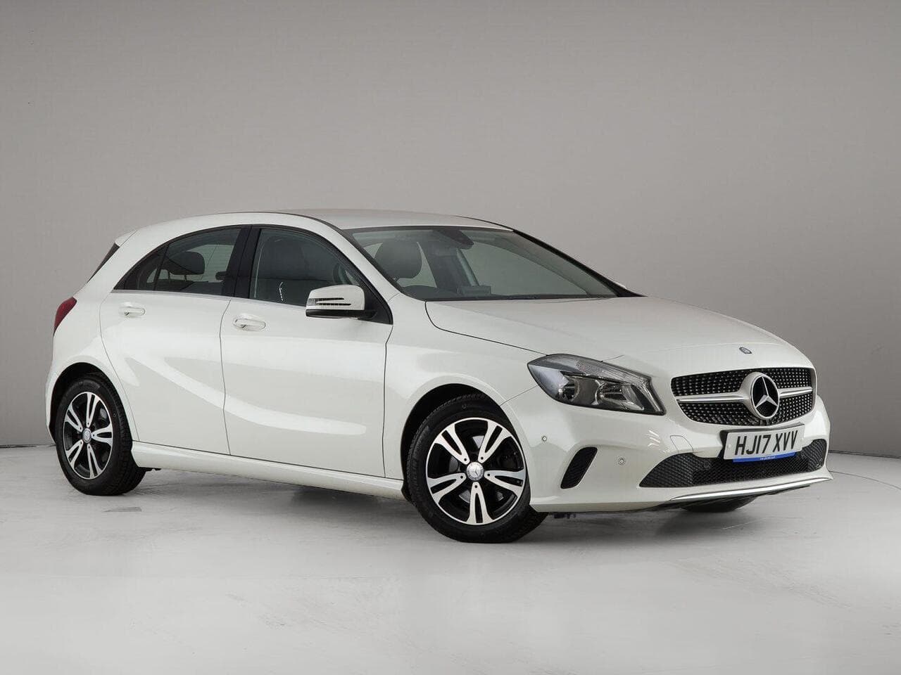 Mercedes-Benz A Class - Mercedes-Benz A Class 1.6 A160 SE (Executive) Euro 6 (s/s) 5dr