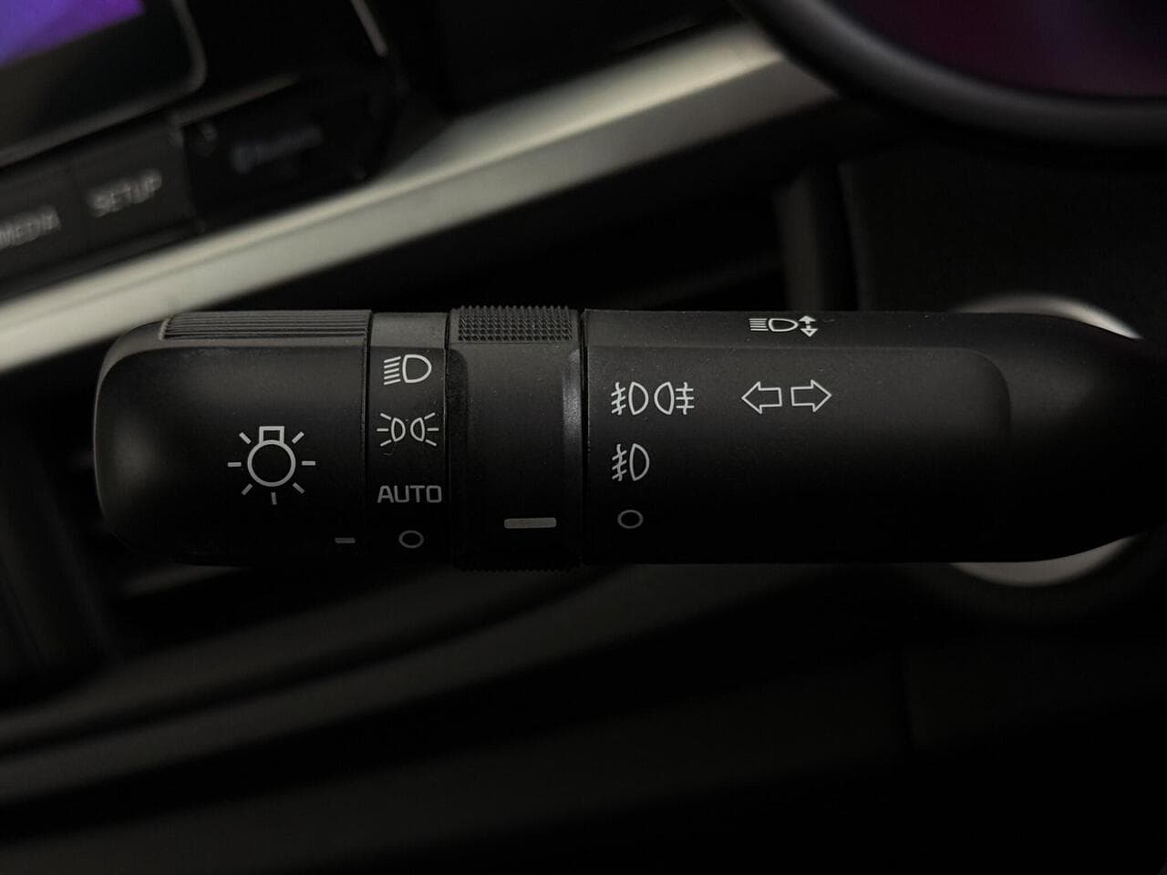 Kia Picanto thumbnail Misc Controls