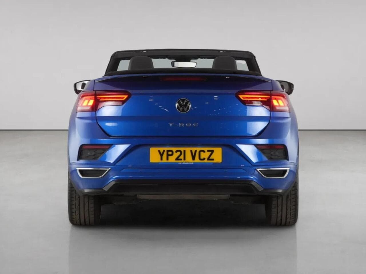 Volkswagen T-Roc thumbnail Rear