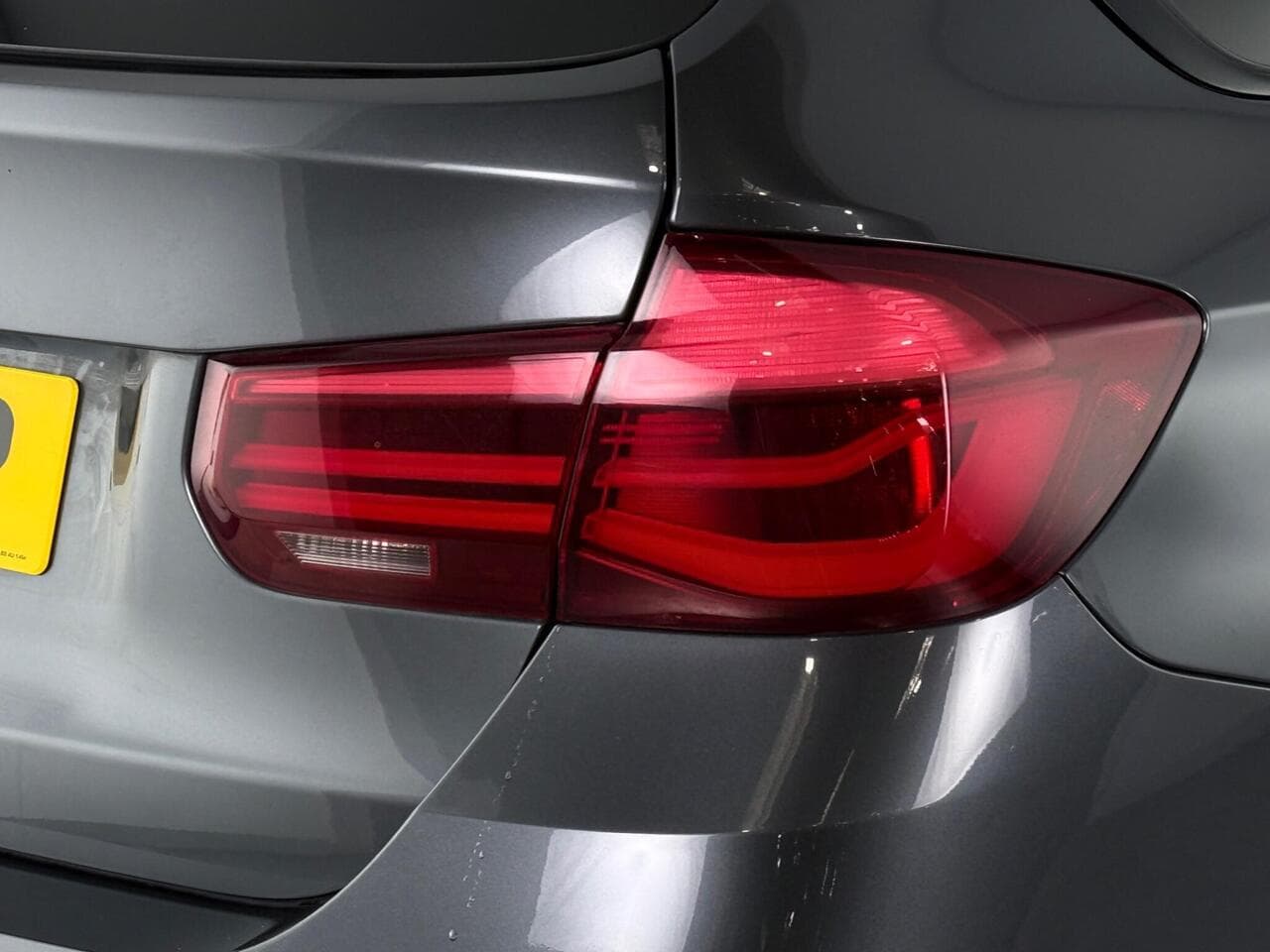 BMW 3 Series thumbnail Lights Rear