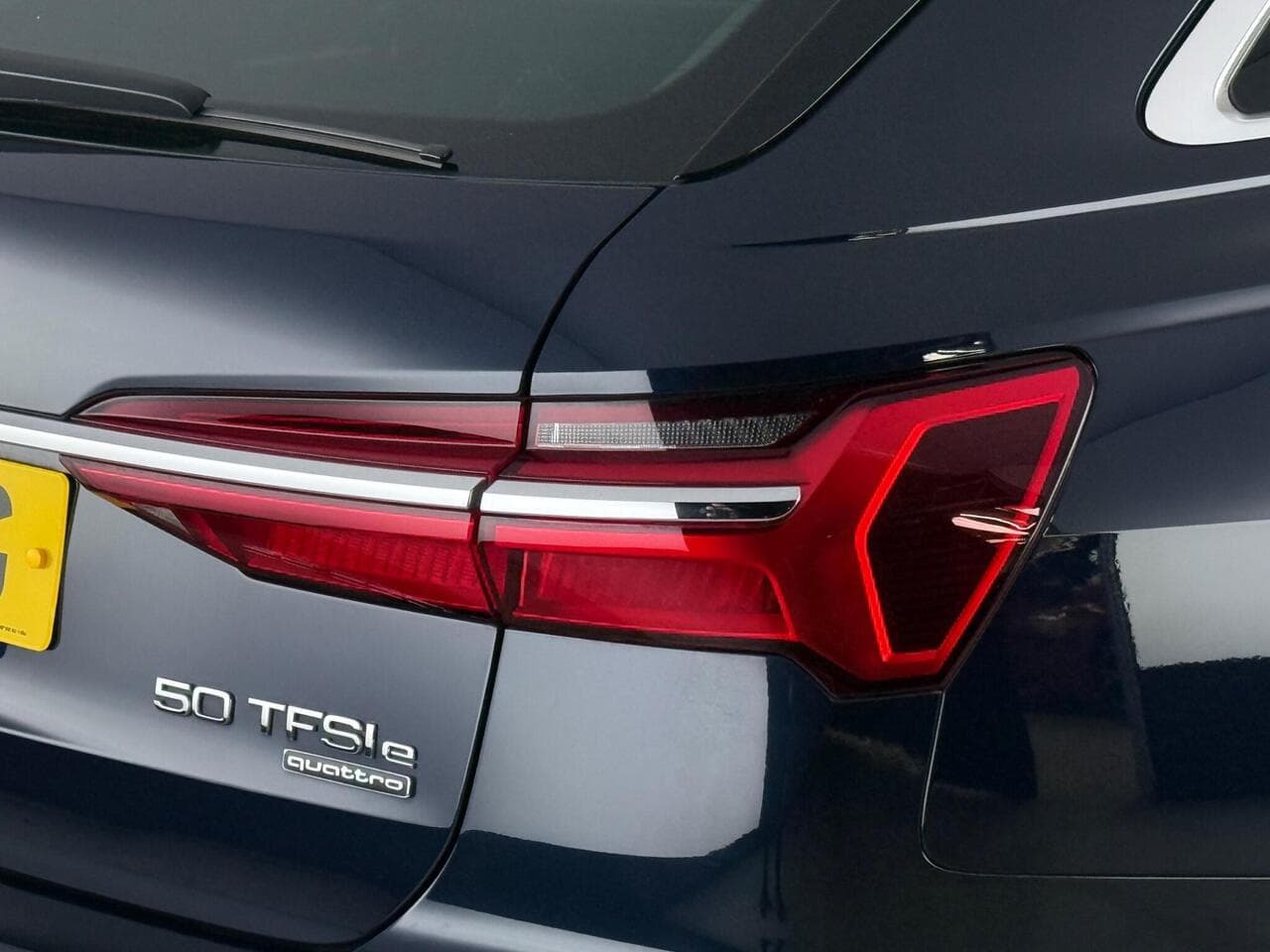 Audi A6 Avant thumbnail Lights Rear