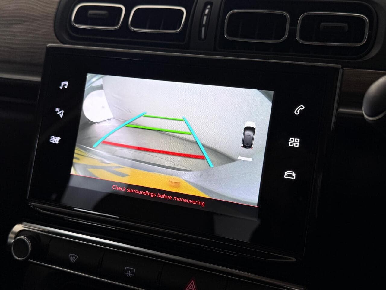 Citroen C3 thumbnail Infotainment System