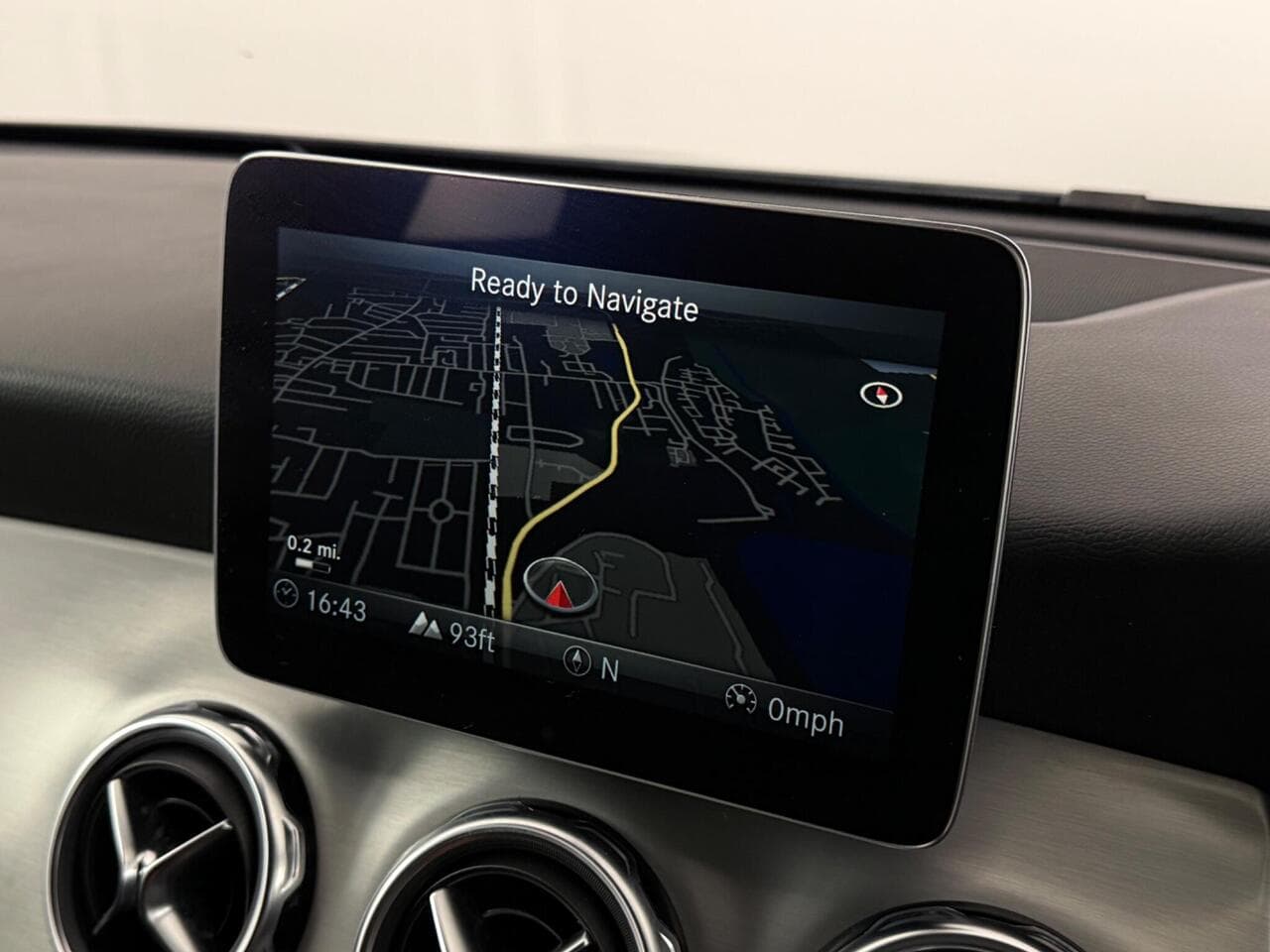 Mercedes-Benz GLA thumbnail Infotainment System