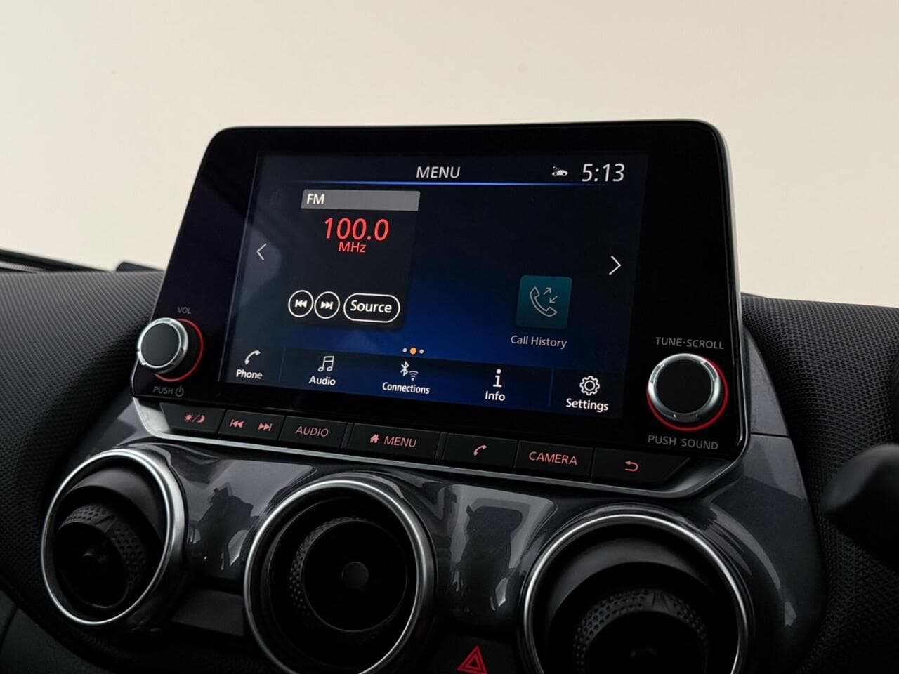 Nissan Juke thumbnail Infotainment System