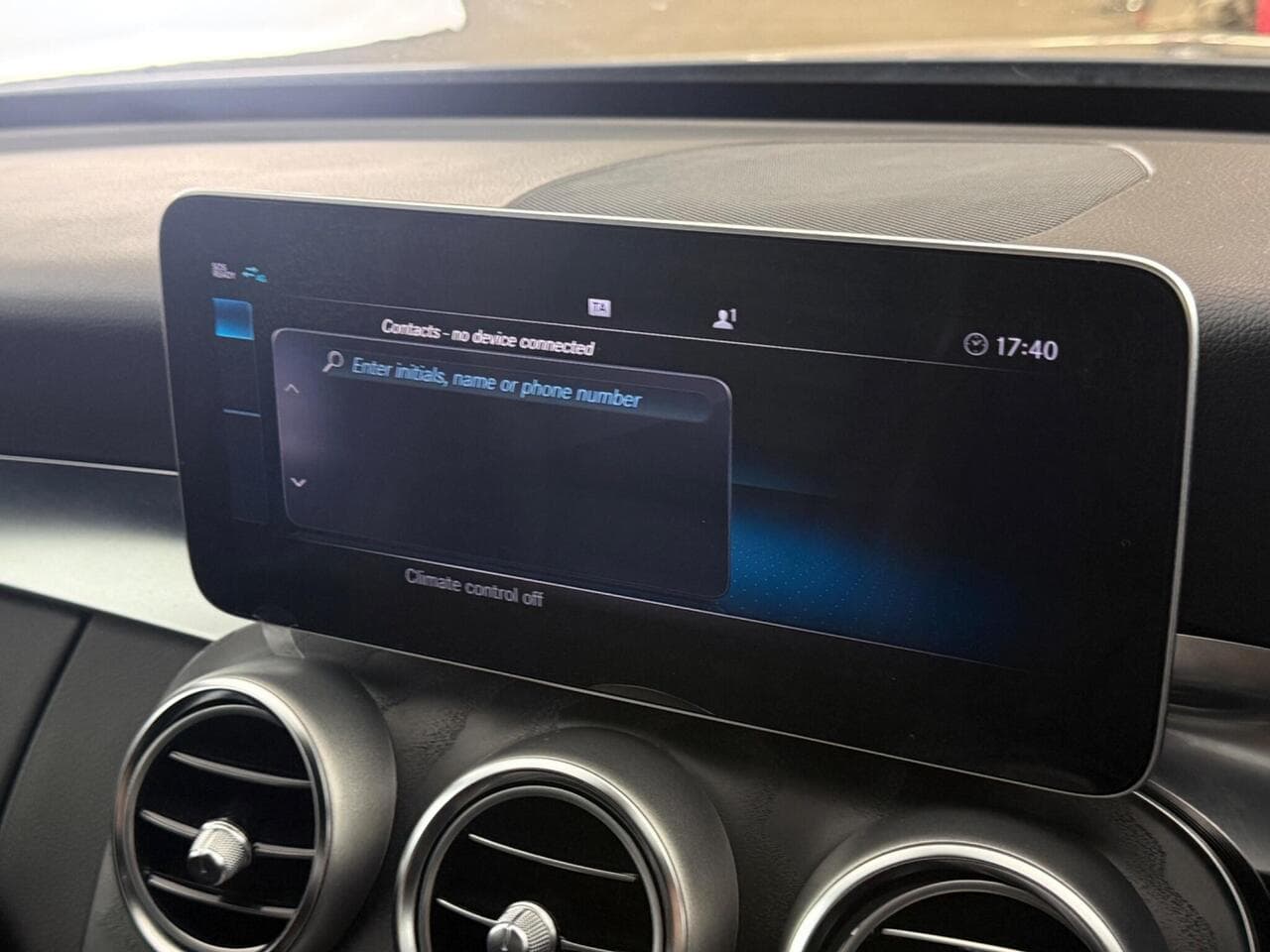 Mercedes-Benz C Class thumbnail Infotainment System
