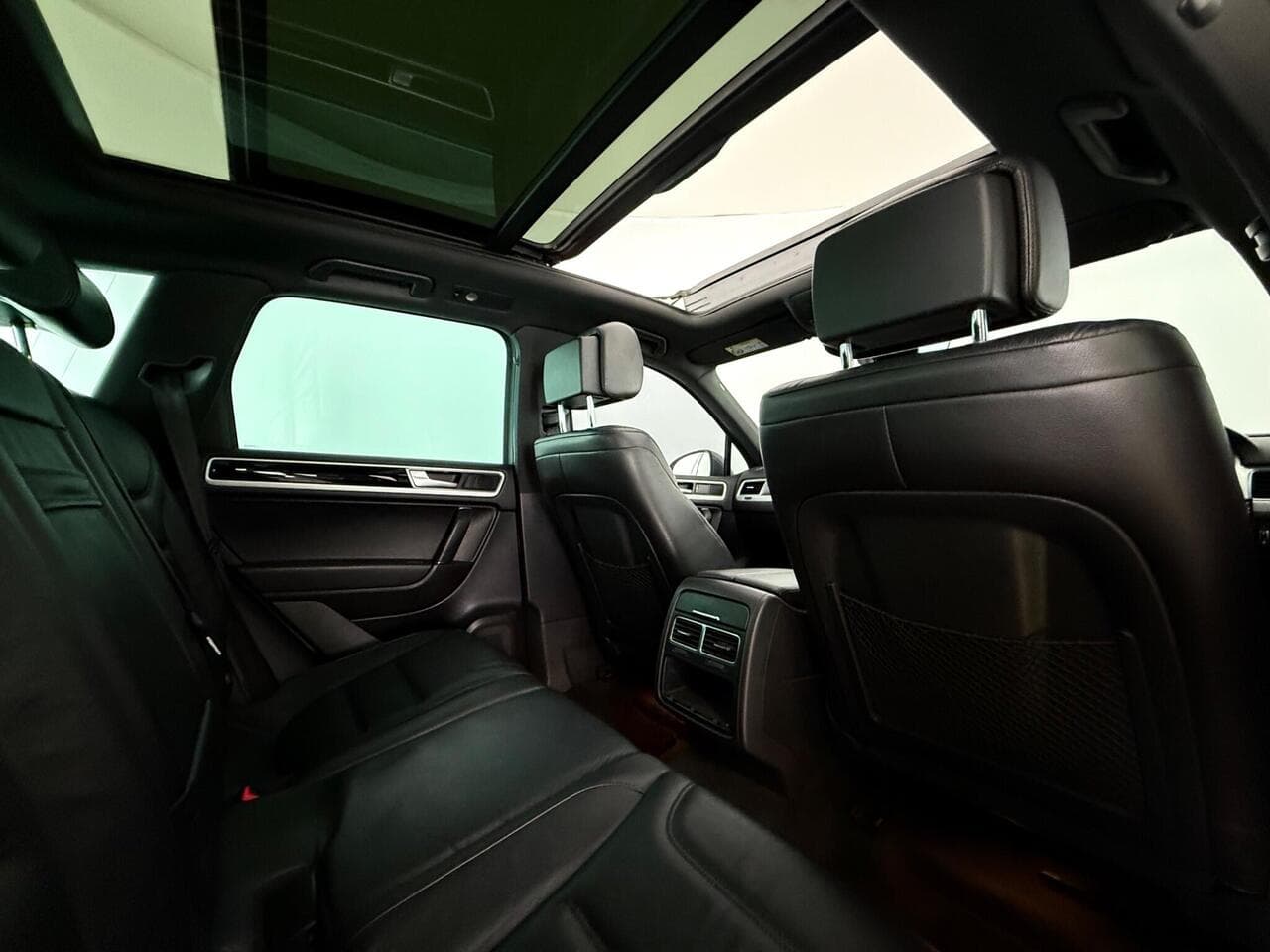 Volkswagen Touareg thumbnail Inconclusive