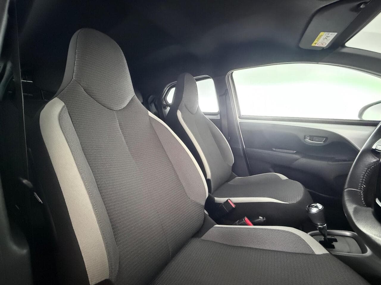 Toyota AYGO thumbnail Seat Driver