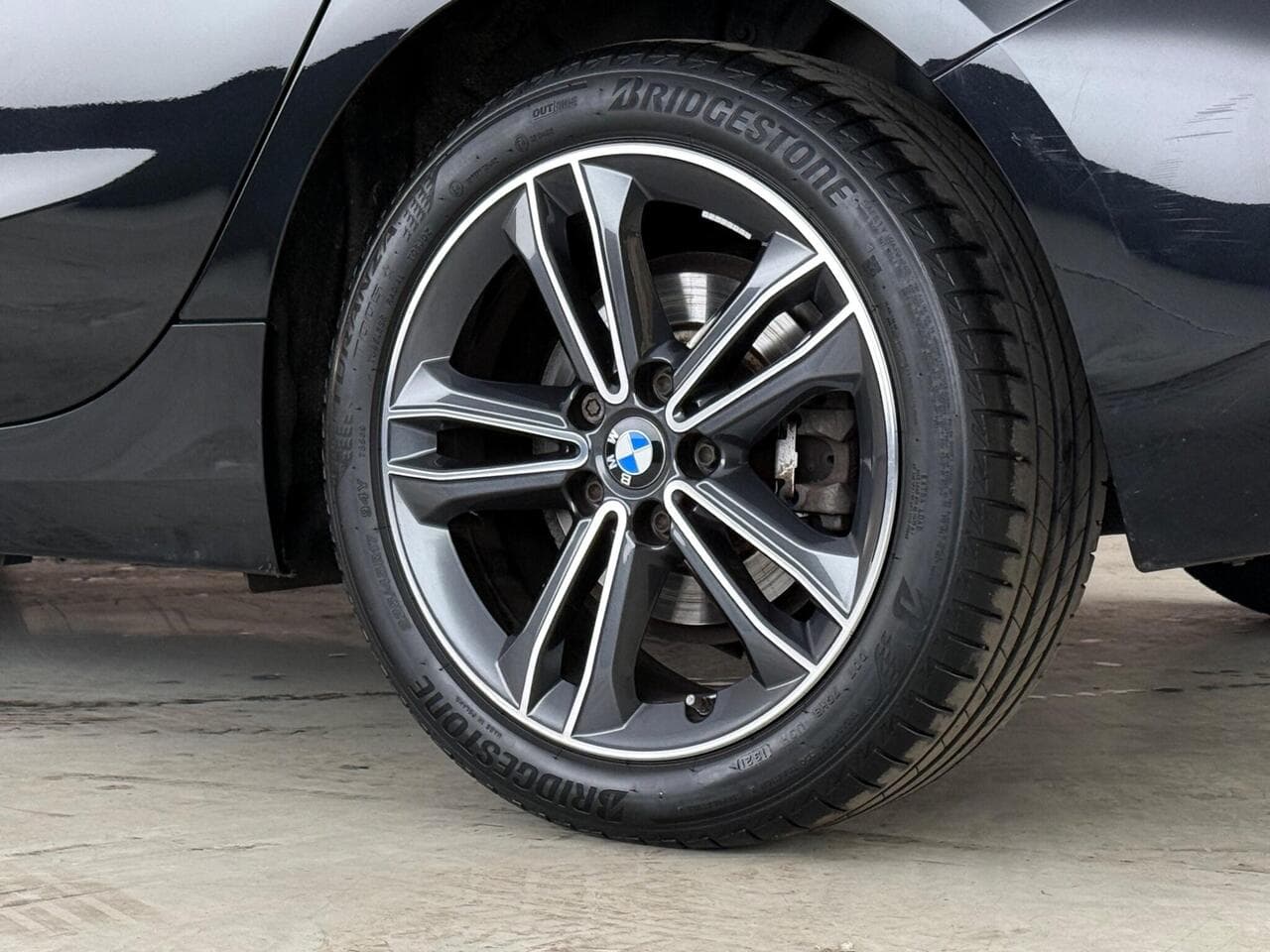 BMW 1 Series thumbnail Wheel