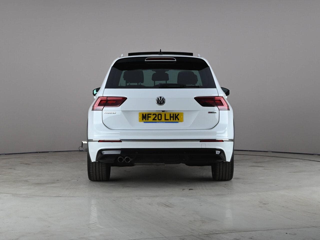 Volkswagen Tiguan thumbnail Rear