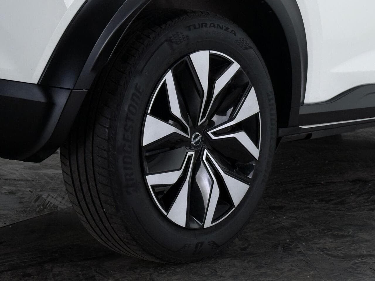 Nissan Juke thumbnail Wheel