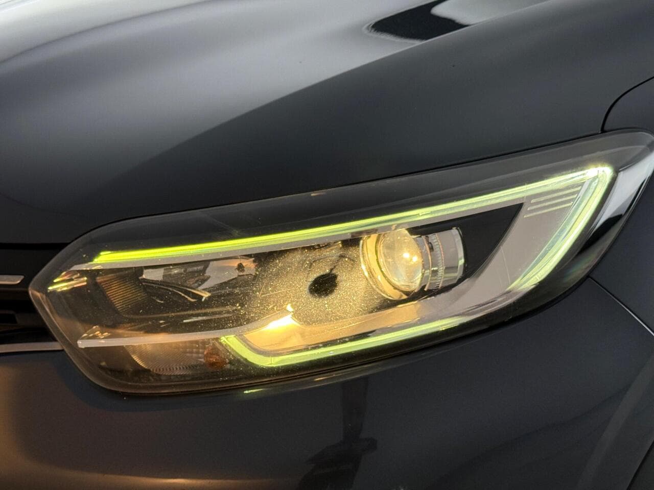 Renault Kadjar thumbnail Lights Front