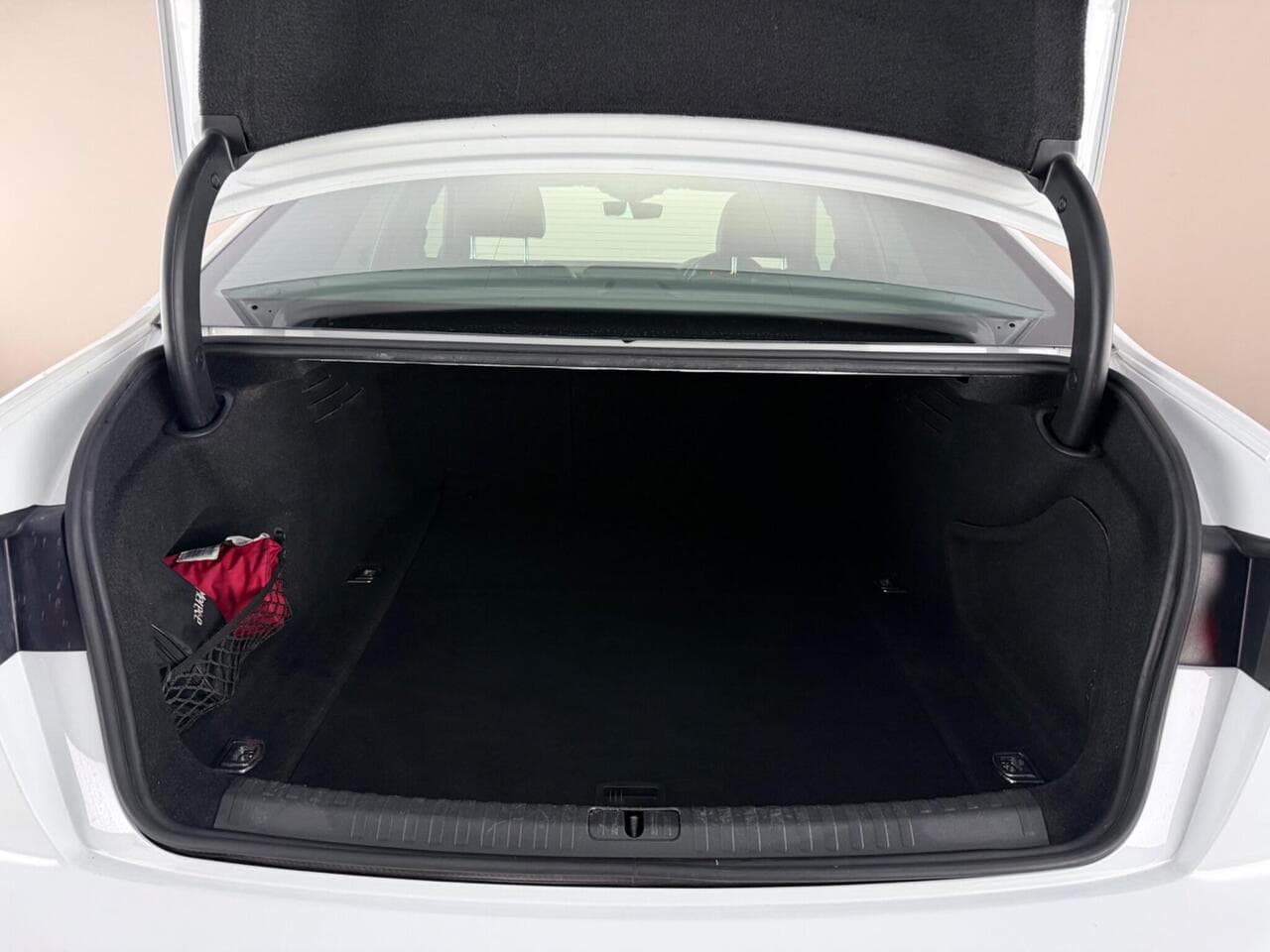 Audi A6 Saloon thumbnail Boot