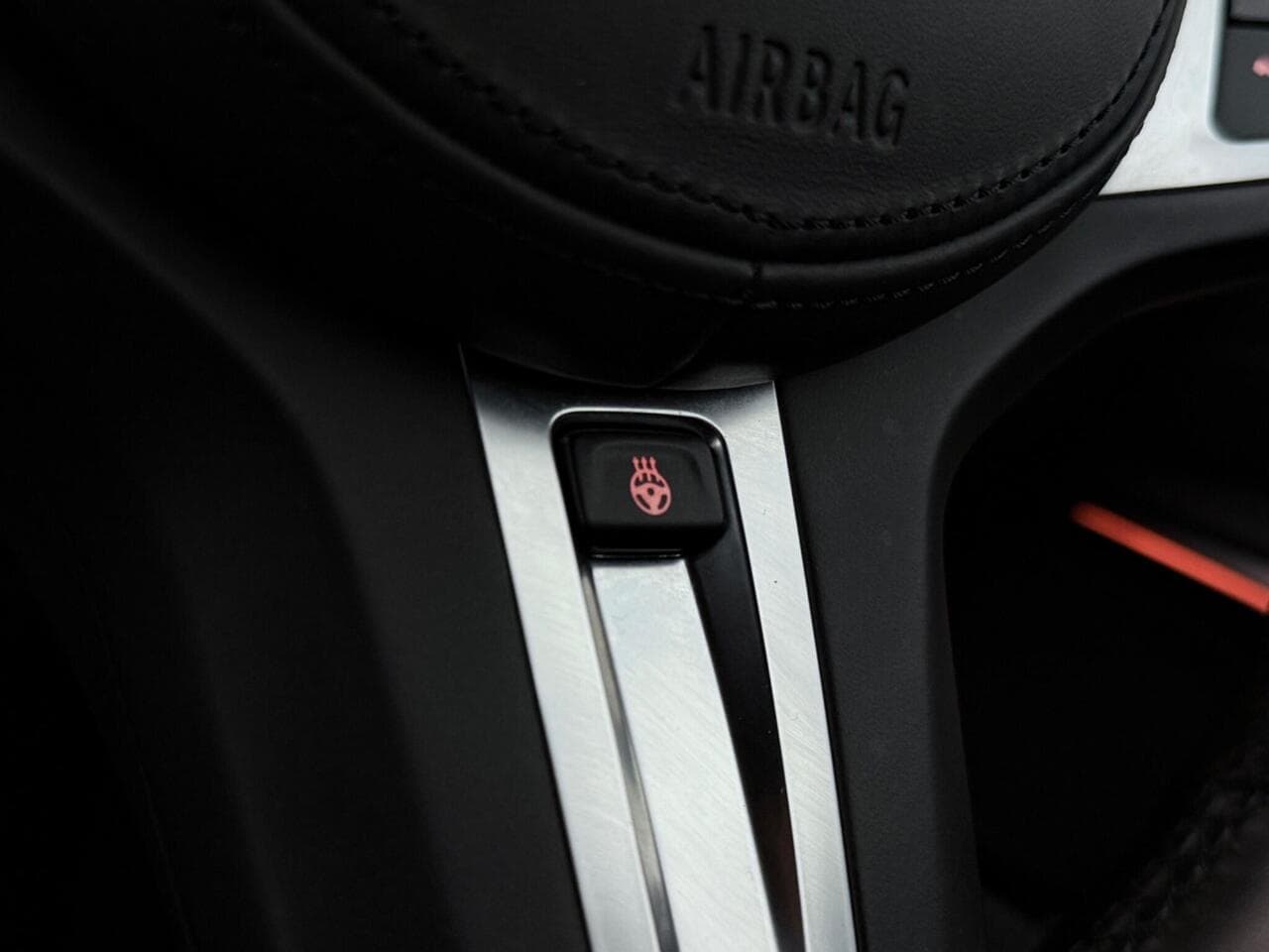 BMW 3 Series thumbnail Misc Controls