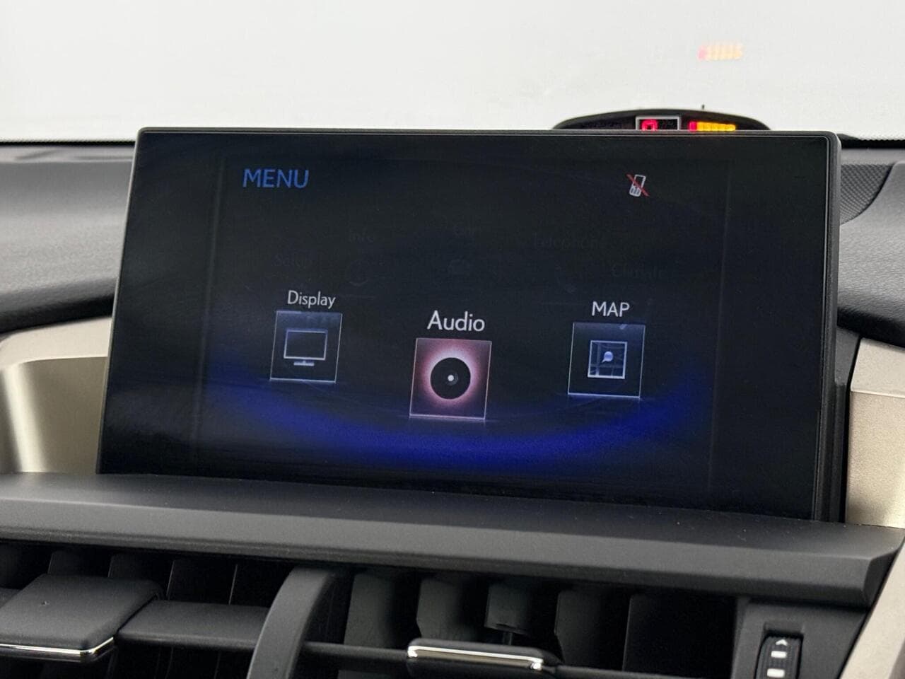 Lexus NX thumbnail Infotainment System