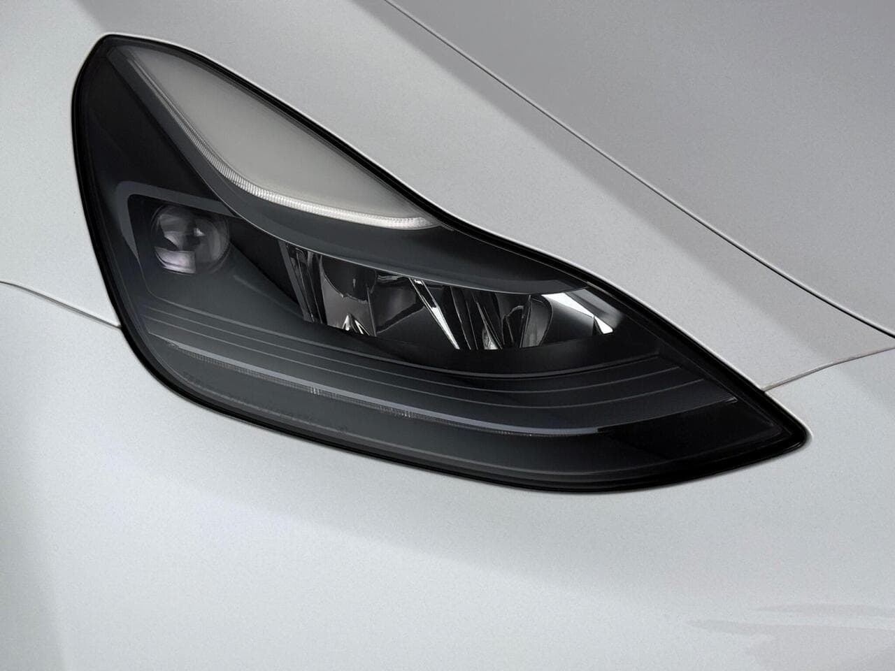 Tesla Model Y thumbnail Lights Front