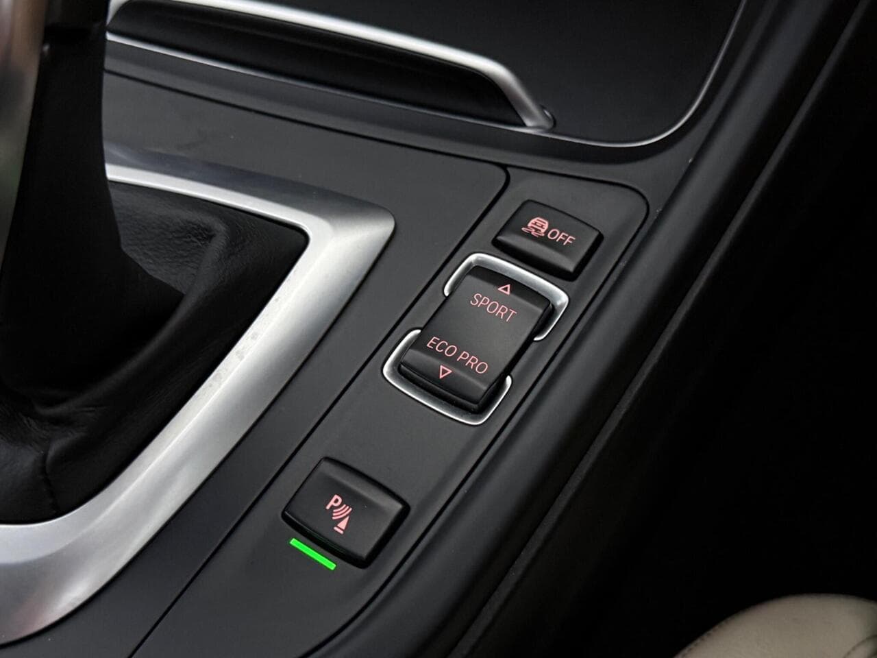 BMW 4 Series thumbnail Misc Controls