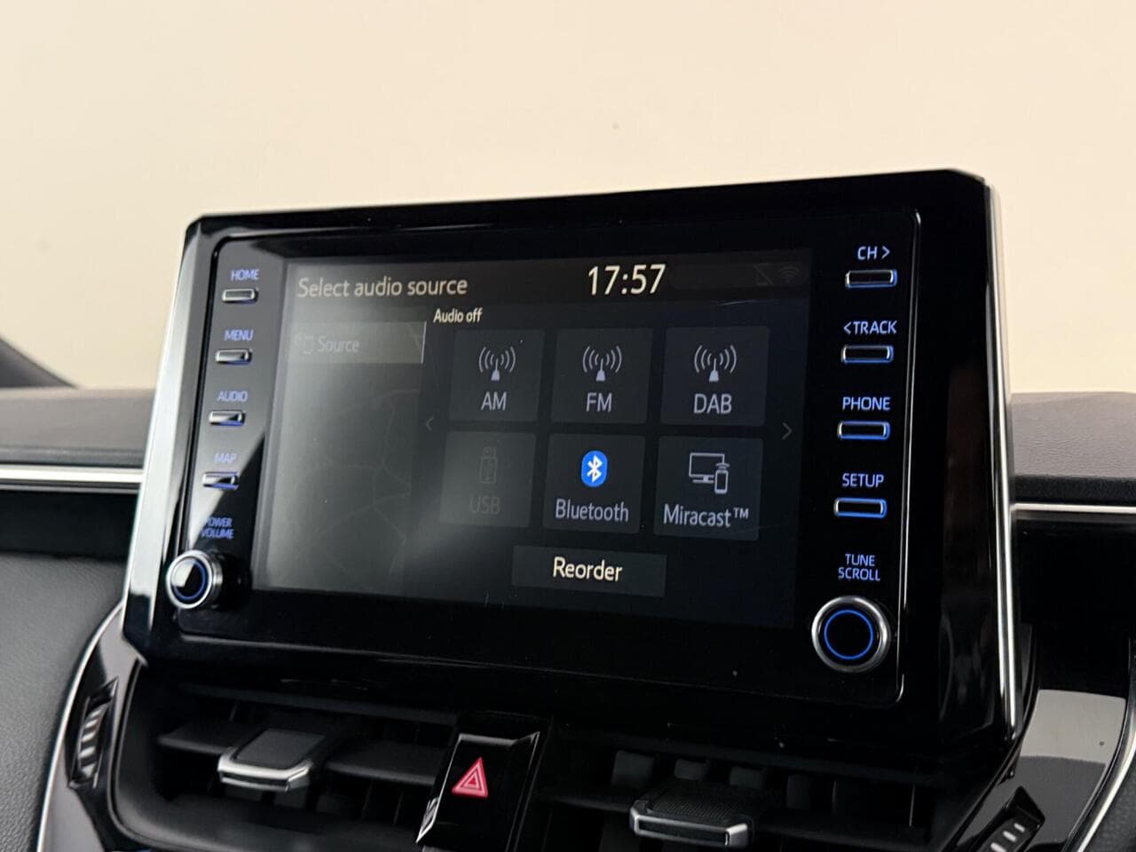 Toyota Corolla thumbnail Infotainment System