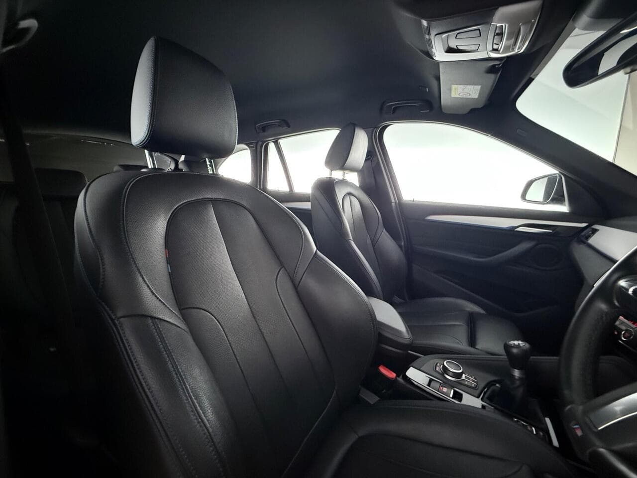 BMW X1 thumbnail Seat Driver