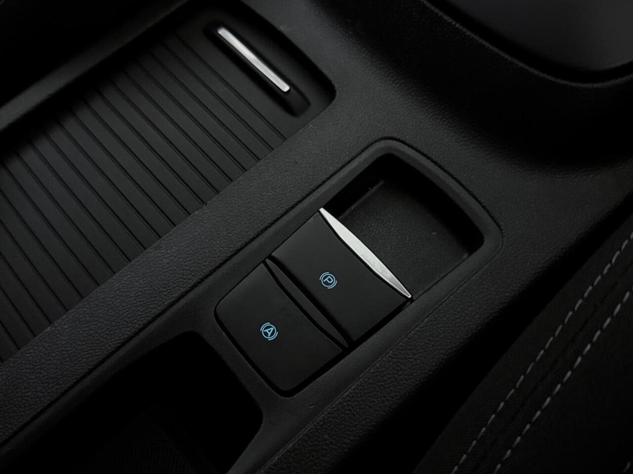 Ford Focus thumbnail Misc Controls