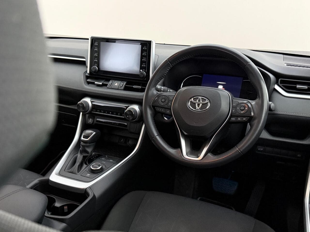 Toyota RAV4 thumbnail Inconclusive