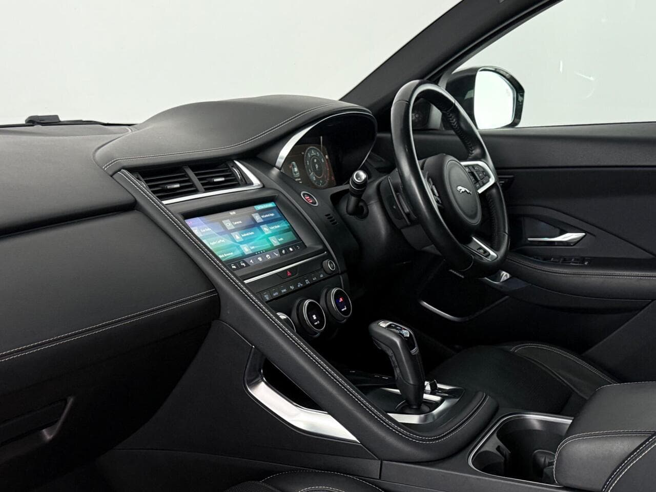 Jaguar E-PACE thumbnail Interior Front