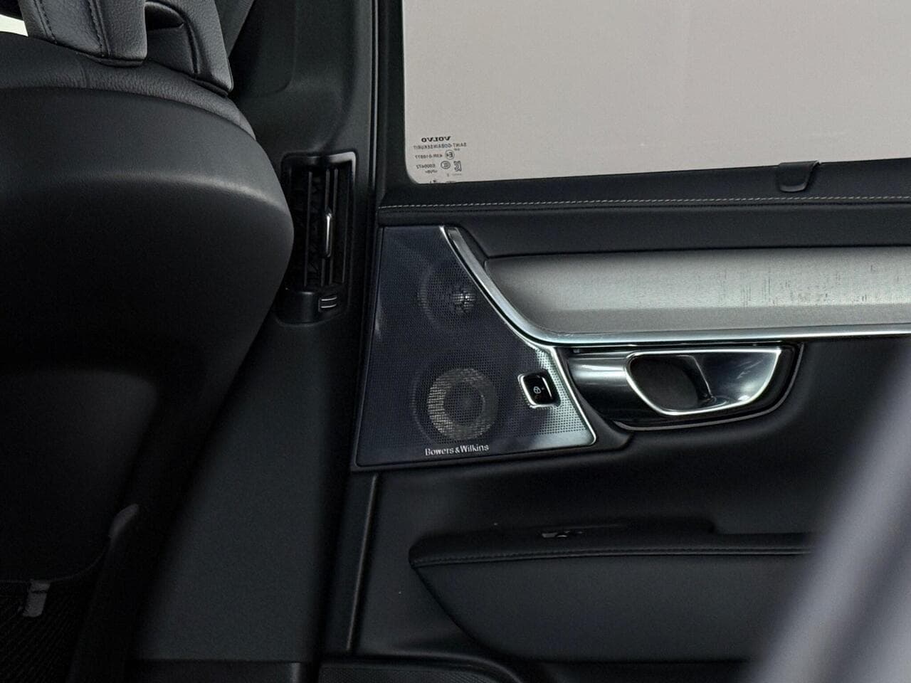 Volvo S90 thumbnail Misc Controls