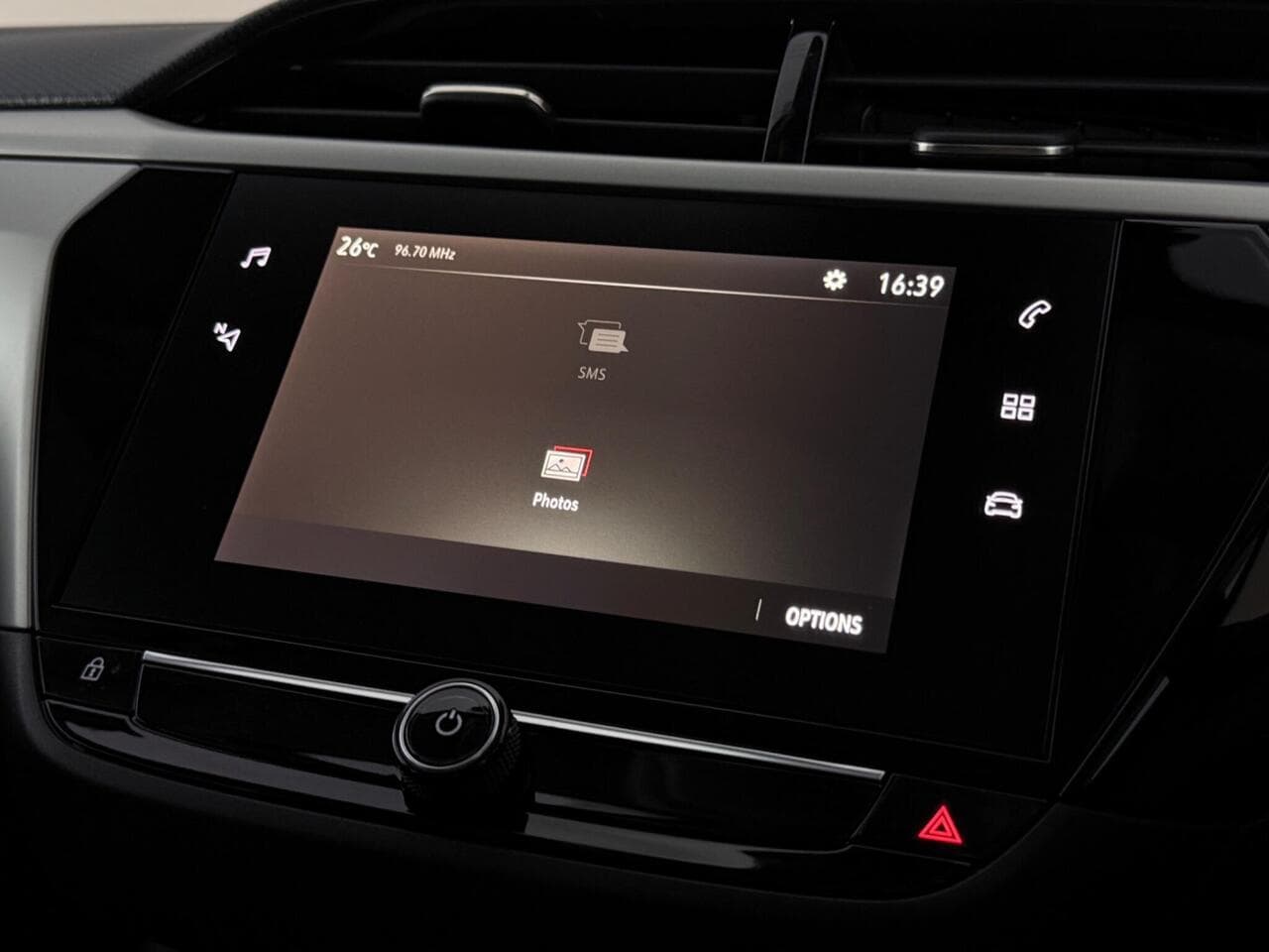 Vauxhall Corsa thumbnail Infotainment System