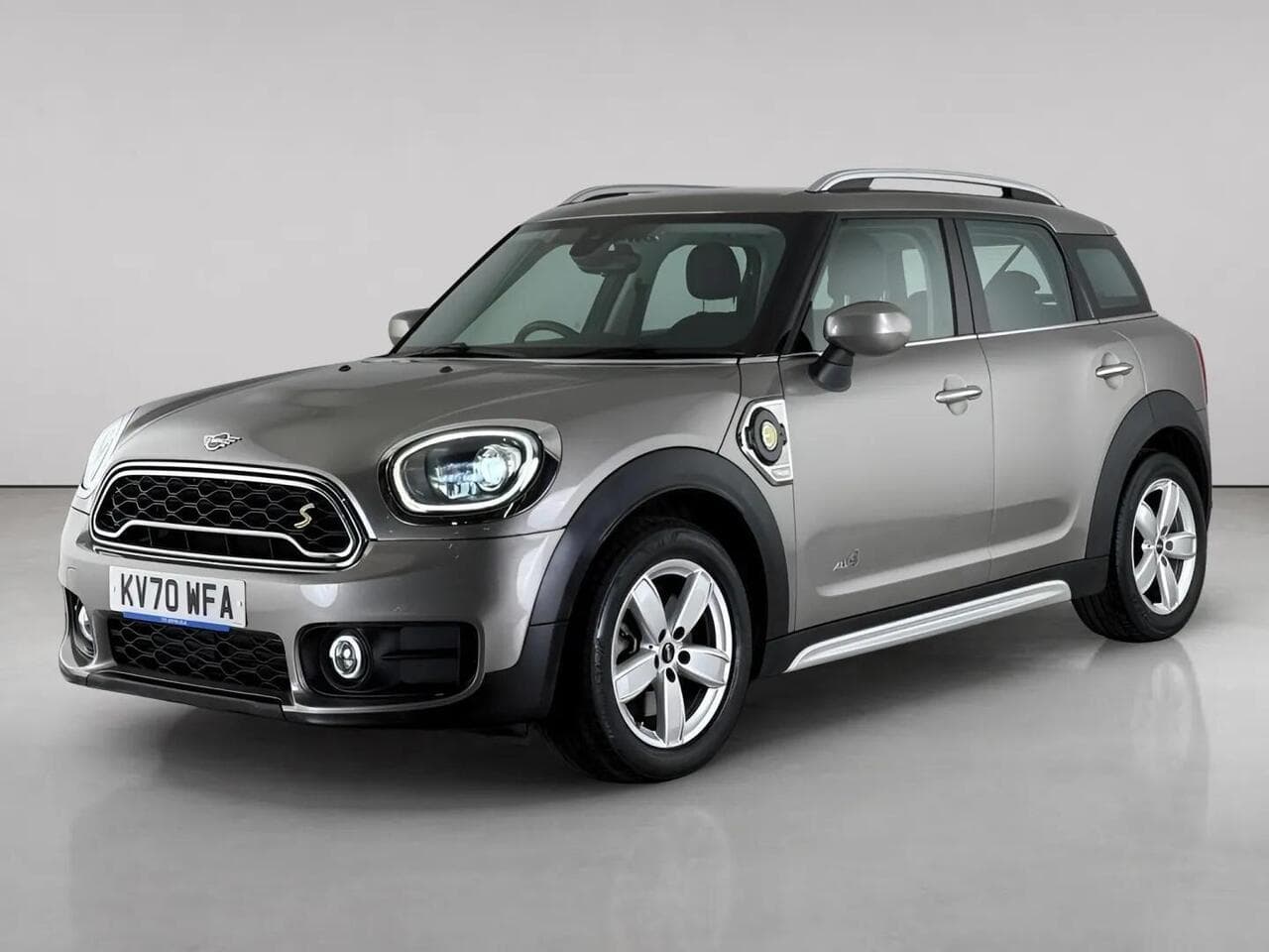 MINI Countryman thumbnail Front Left