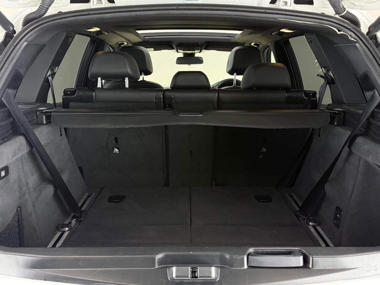 BMW X5 thumbnail Boot