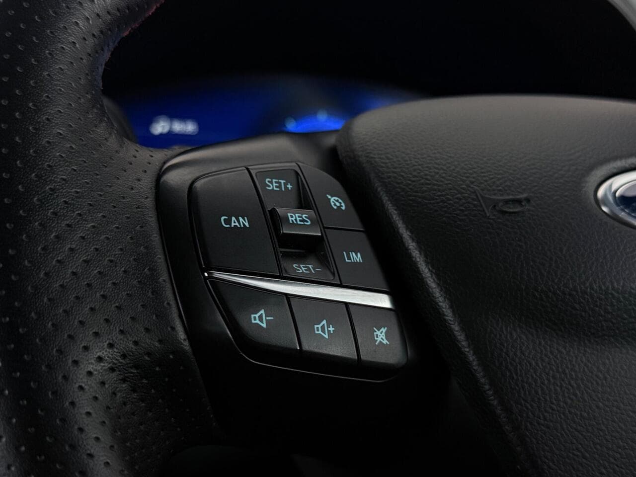 Ford Focus thumbnail Misc Controls