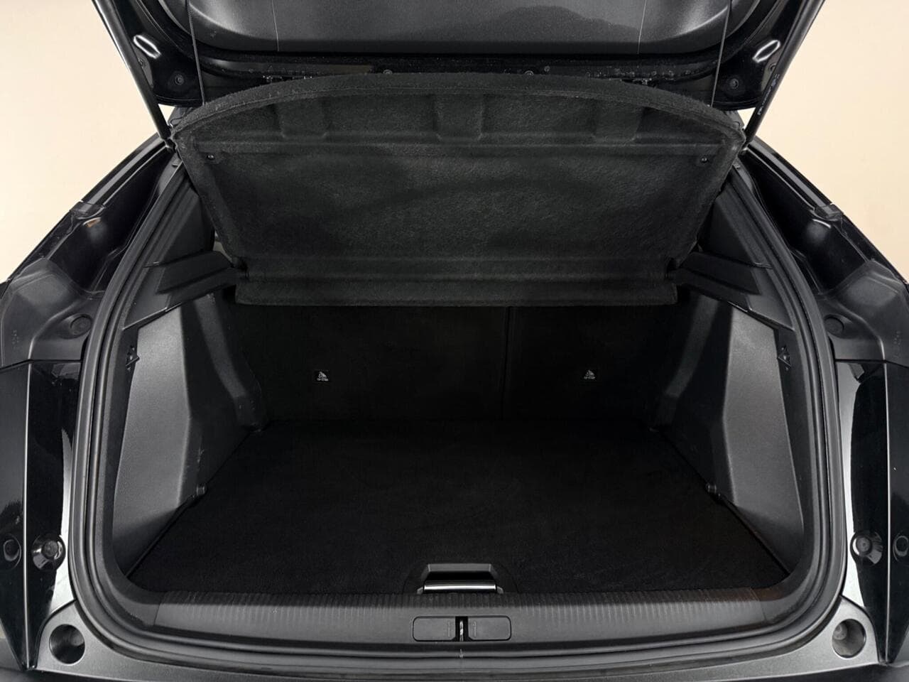 Peugeot 2008 thumbnail Boot