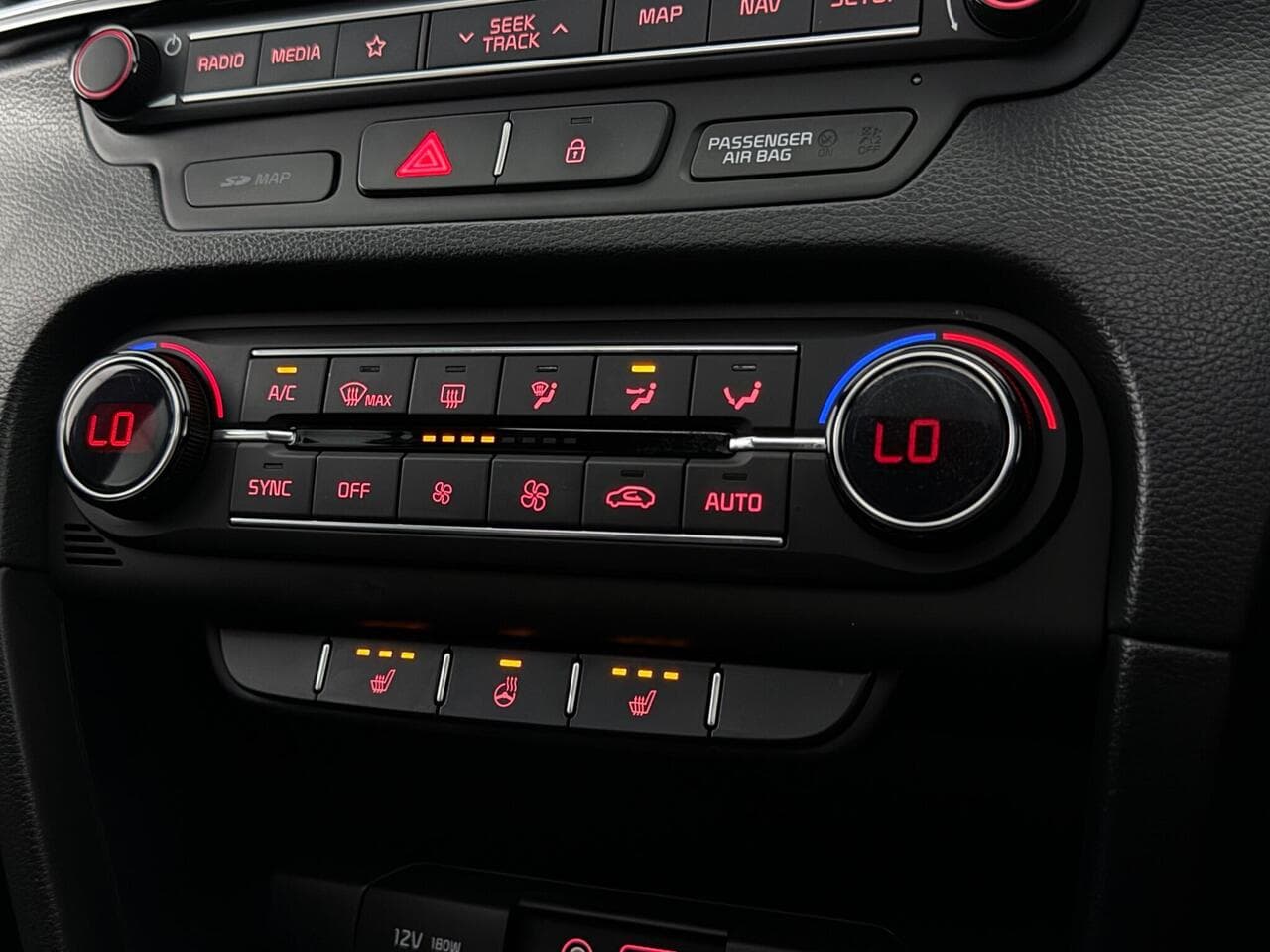 Kia Ceed thumbnail Misc Controls