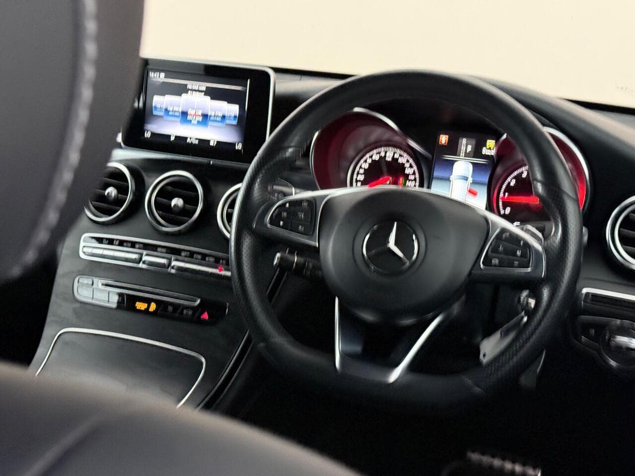 Mercedes-Benz GLC thumbnail Inconclusive