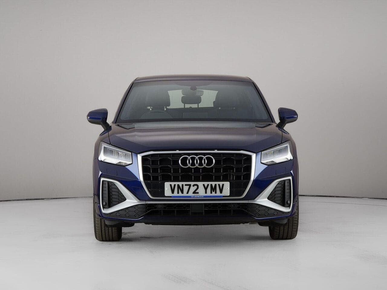 Audi Q2 thumbnail Front