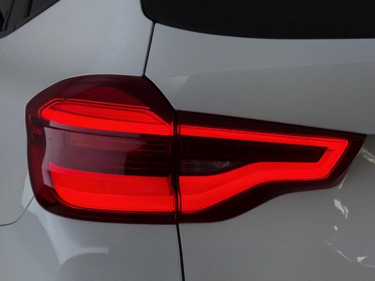 BMW X3 thumbnail Lights Rear