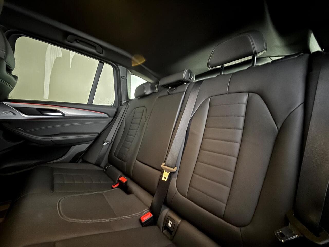 BMW X3 thumbnail Seats Rear