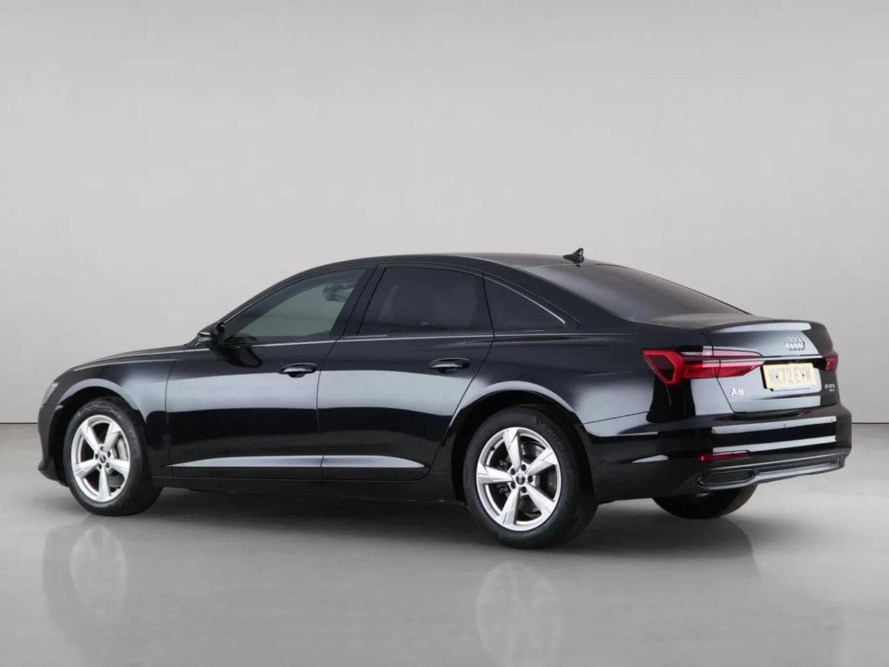 Audi A6 Saloon thumbnail Side Left