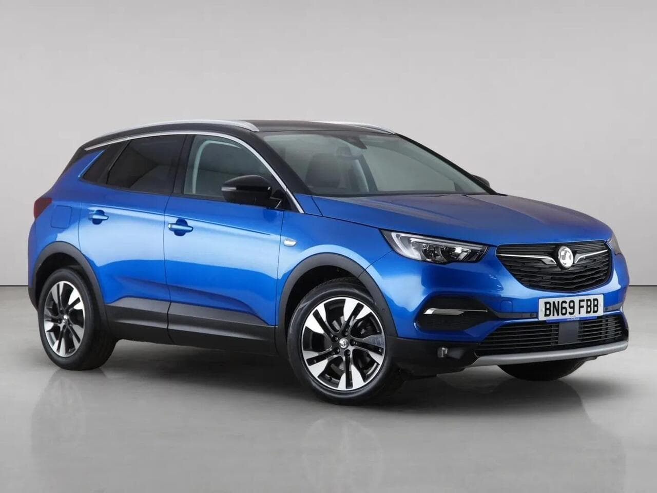 Vauxhall Grandland X - Vauxhall Grandland X 1.2 Turbo SRi Nav Euro 6 (s/s) 5dr